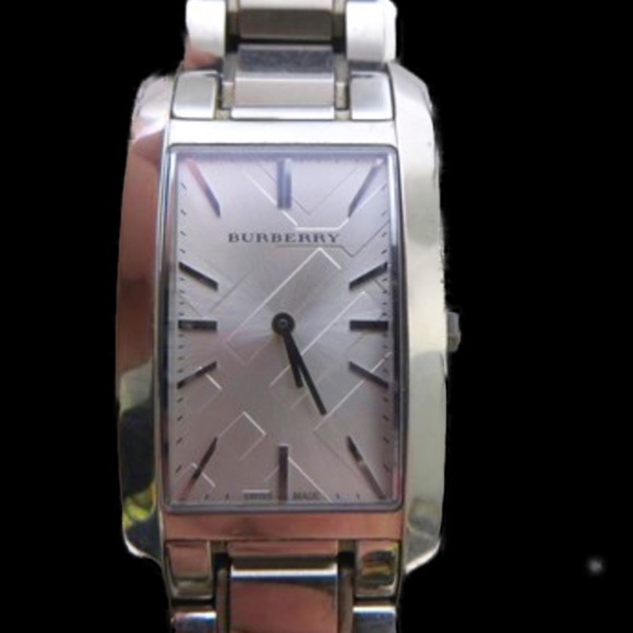 Burberry women’s watch - Picture 1 of 7